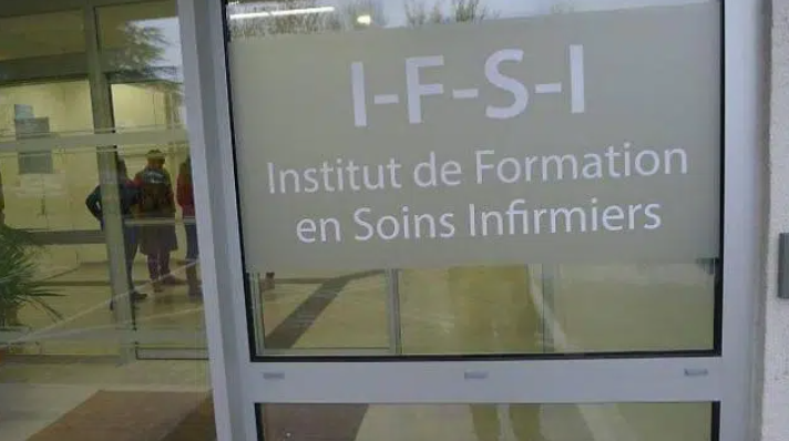 Devenir infirmier sans bac