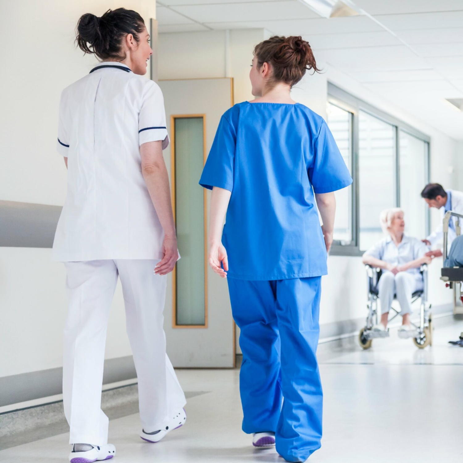 Une pr&eacute;paration au concours IFAS r&eacute;alis&eacute;e par des infirmi&egrave;res et aides-soignantes